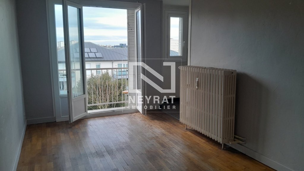 APPARTEMENT T1 A VENDRE - CHALON SUR SAONE - 23.71 m2 - 30000€