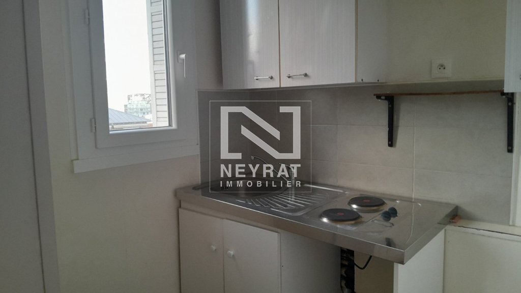 APPARTEMENT T1 A VENDRE - CHALON SUR SAONE - 23.71 m2 - 30000€