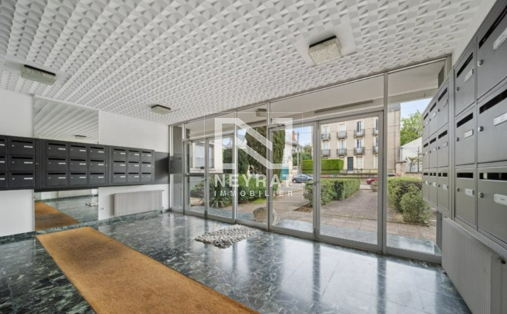 APPARTEMENT T1 - DIJON Montmuzard - 34.4 m2 - VENDU