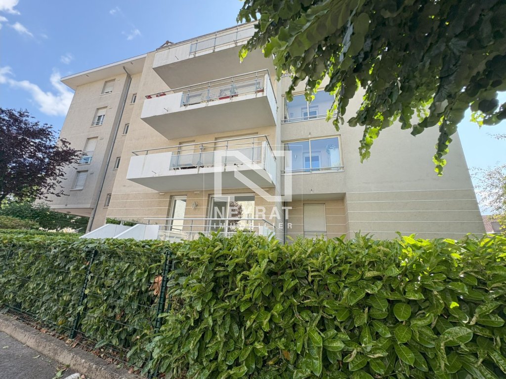 APPARTEMENT TYPE 1 AVEC TERRASSE ET JARDIN A VENDRE - DIJON Quartier port du canal - 31.9 m2 - 115000€