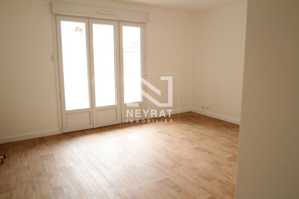 APPARTEMENT T2 A LOUER - AUTUN CENTRE VILLE - 60.55 m2 - 487€ charges comprises par mois