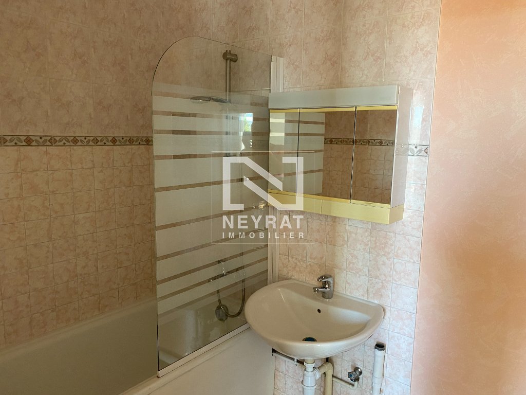 APPARTEMENT T2 A LOUER - AUTUN CENTRE VILLE - 50 m2 - 415€ charges comprises par mois