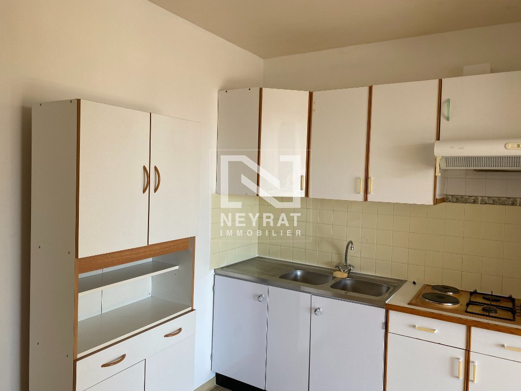 APPARTEMENT T2 A LOUER - AUTUN CENTRE VILLE - 50 m2 - 415€ charges comprises par mois