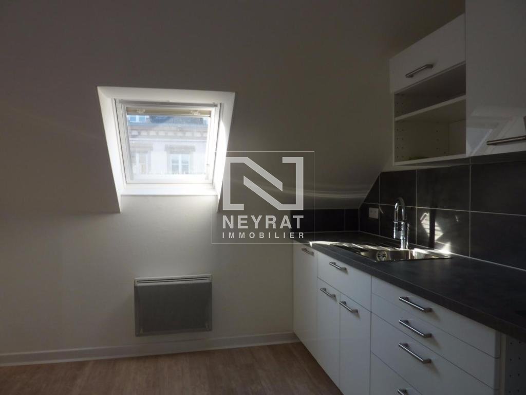 APPARTEMENT T2 A LOUER - AUTUN CENTRE VILLE - 41,14 m2 - 368 € charges comprises par mois