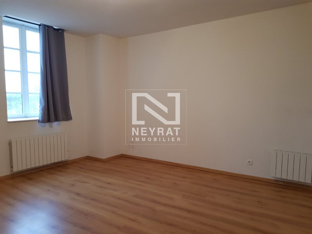 APPARTEMENT T2 A LOUER - AUTUN CENTRE VILLE - 42.42 m2 - 415 &euro; charges comprises par mois