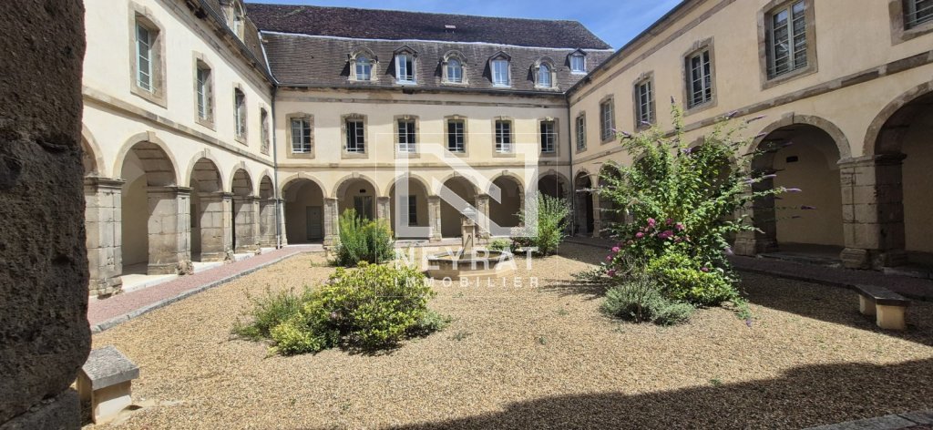 APPARTEMENT T2 A LOUER - AUTUN CENTRE VILLE - 42.42 m2 - 415 &euro; charges comprises par mois