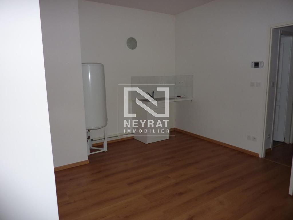 APPARTEMENT T2 A LOUER - AUTUN PROCHE CENTRE - 48.24 m2 - 400 &euro; charges comprises par mois