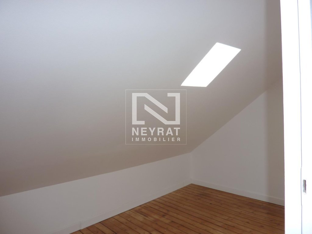 APPARTEMENT T2 A LOUER - AUTUN QUARTIER DU PARC - 72.2 m2 - 445�&euro; charges comprises par mois