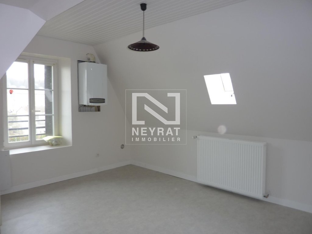 APPARTEMENT T2 A LOUER - AUTUN QUARTIER DU PARC - 72.2 m2 - 445�&euro; charges comprises par mois