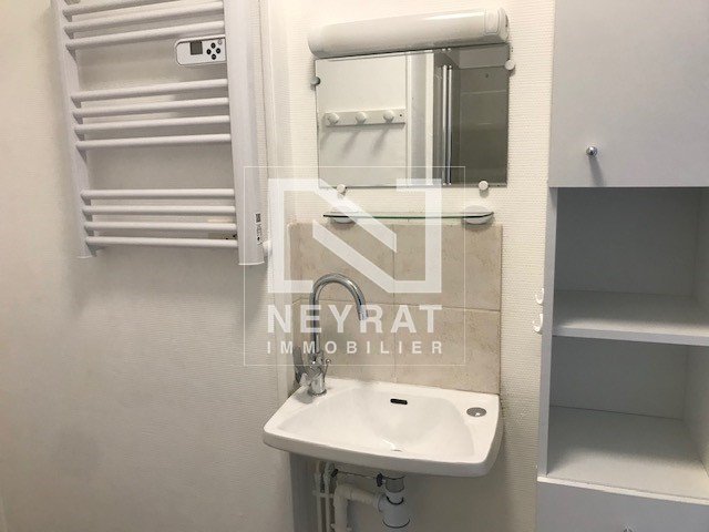 APPARTEMENT T2 A LOUER - AUTUN - 36.41 m2 - 406�&euro; charges comprises par mois