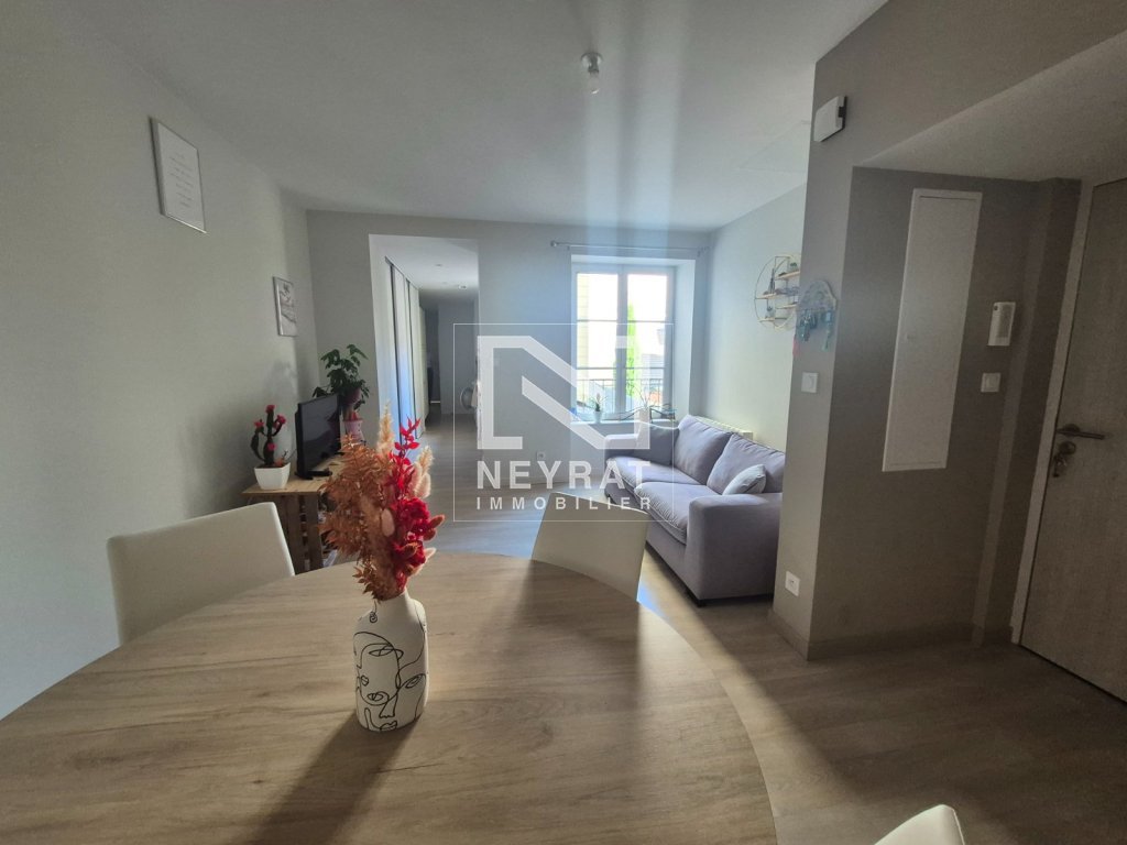 APPARTEMENT T2 A LOUER - AUTUN - 51.4 m2 - 590 &euro; charges comprises par mois
