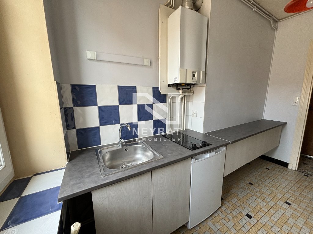 APPARTEMENT T2 A LOUER - AUTUN - 40.12 m2 - 395�&euro; charges comprises par mois