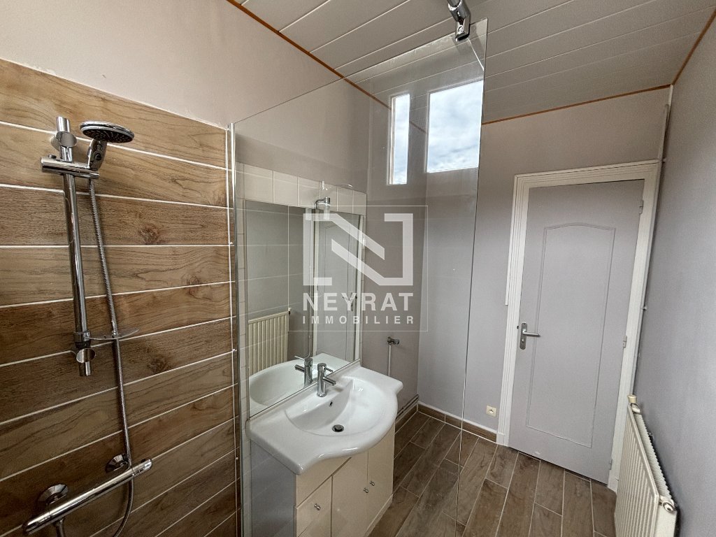 APPARTEMENT T2 A LOUER - AUTUN - 40.12 m2 - 395�&euro; charges comprises par mois