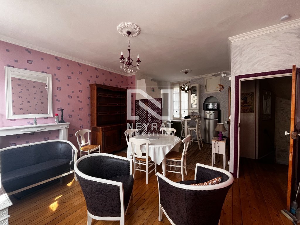 APPARTEMENT T2 A LOUER - AUTUN - 55 m2 - 450 &euro; charges comprises par mois