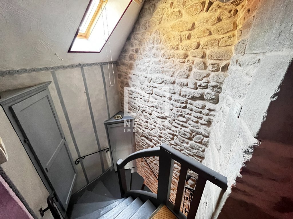 APPARTEMENT T2 A LOUER - AUTUN - 55 m2 - 450 &euro; charges comprises par mois