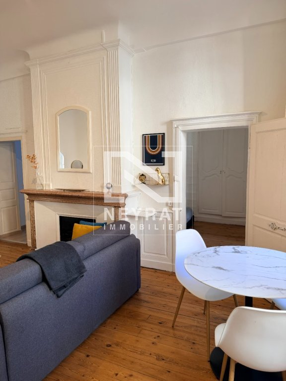 APPARTEMENT T2 A LOUER - AUTUN - 33 m2 - 390�&euro; charges comprises par mois