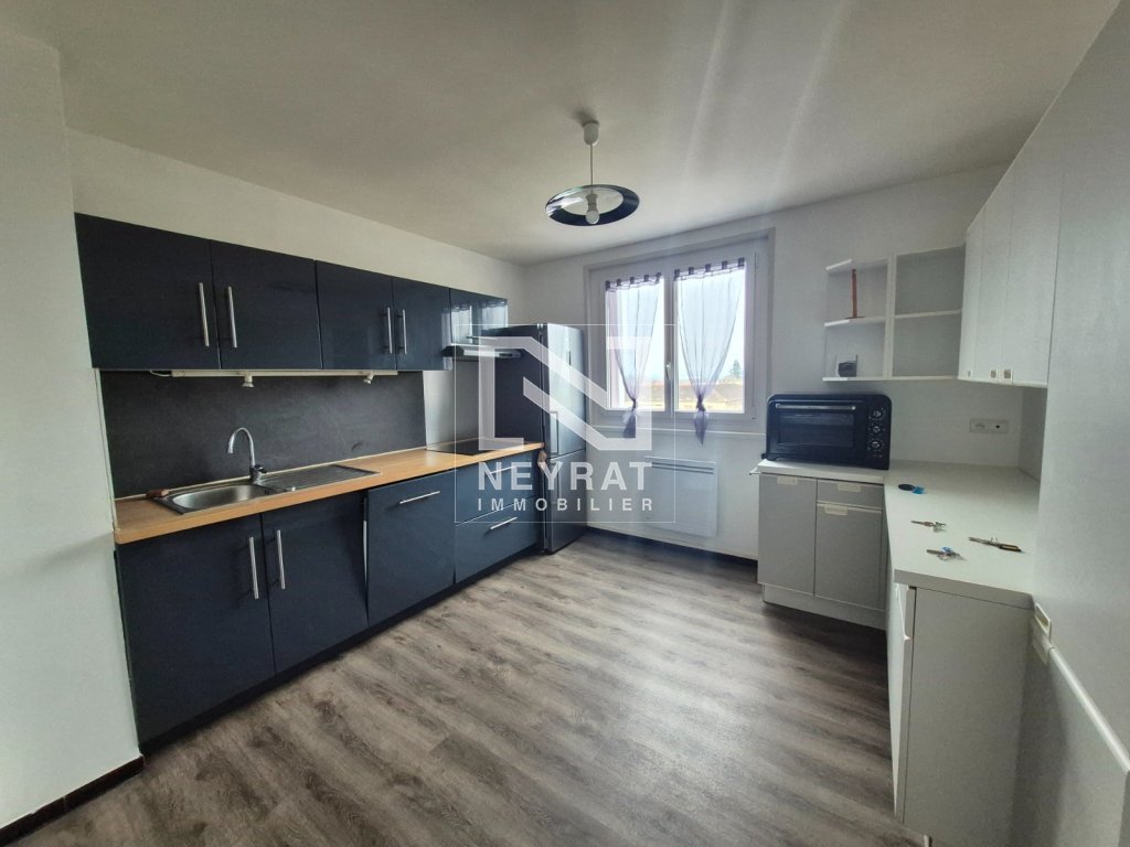 APPARTEMENT T2 A LOUER - AUTUN - 59 m2 - 580�&euro; charges comprises par mois