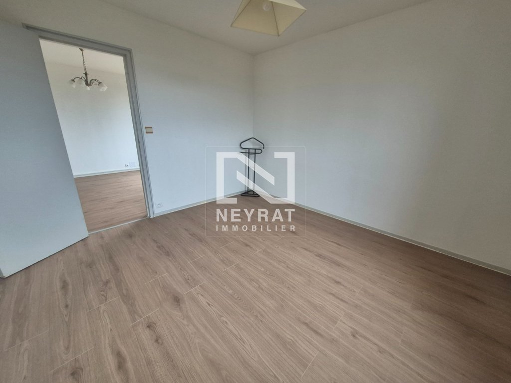 APPARTEMENT T2 A LOUER - AUTUN - 59 m2 - 580�&euro; charges comprises par mois