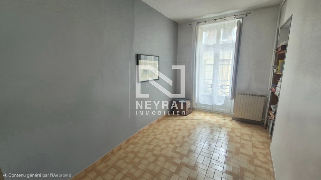 APPARTEMENT T2 A LOUER - AUTUN - 65 m2 - 445 &euro; charges comprises par mois