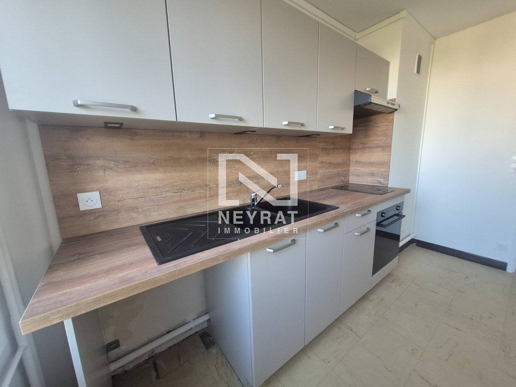 APPARTEMENT T2 A LOUER - AUTUN - 42.4 m2 - 600 &euro; charges comprises par mois
