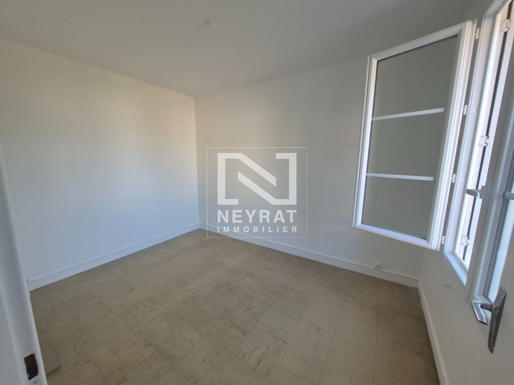 APPARTEMENT T2 A LOUER - AUTUN - 42.4 m2 - 600 &euro; charges comprises par mois