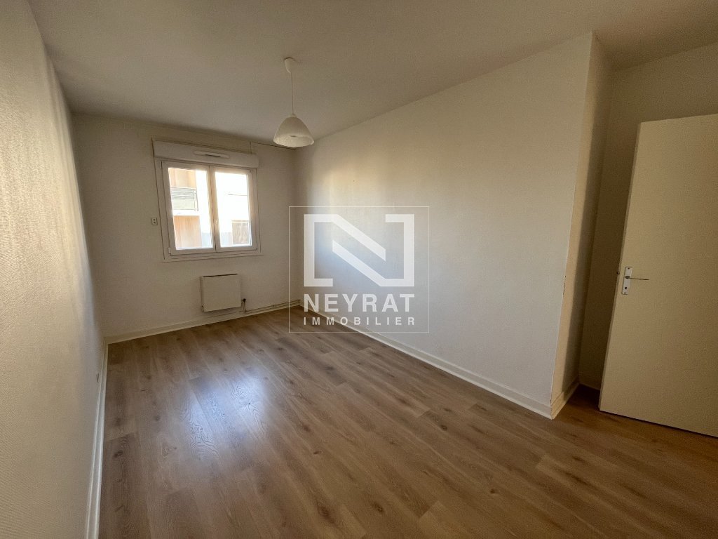 APPARTEMENT T2 A LOUER - AUTUN - 50 m2 - 473 &euro; charges comprises par mois