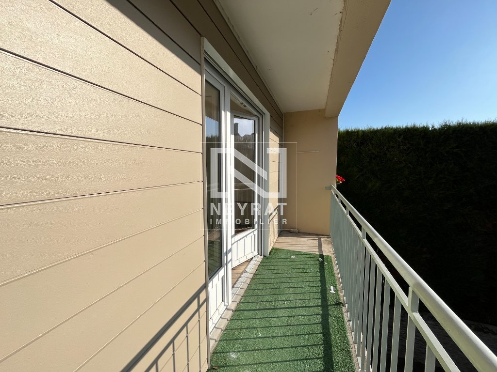 APPARTEMENT T2 A LOUER - AUTUN - 50 m2 - 473 &euro; charges comprises par mois