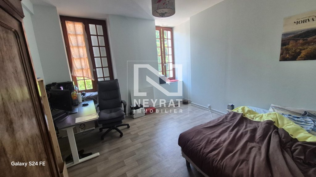 APPARTEMENT T2 A LOUER - AUTUN - 50 m2 - 460 &euro; charges comprises par mois