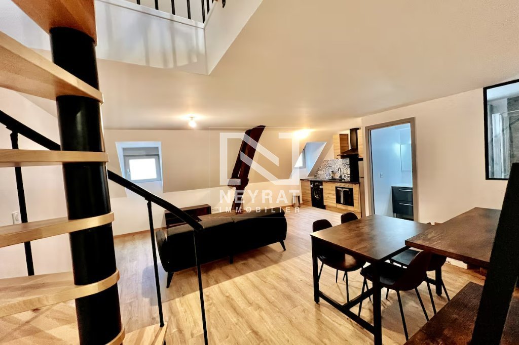 T2 42.87m²