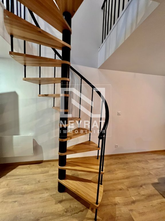 T2 42.87m²