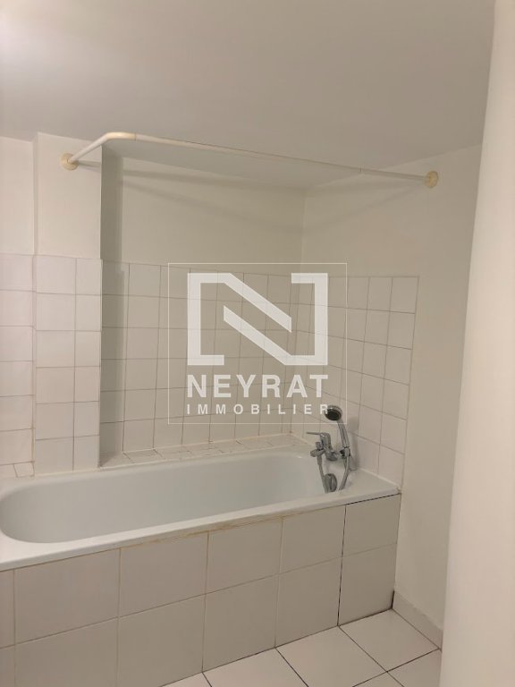 APPARTEMENT A LOUER - BEAUNE - 49 m2 - 600 &euro; charges comprises par mois