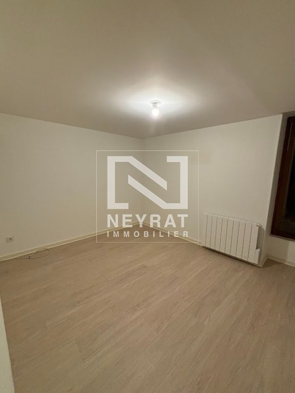 APPARTEMENT A LOUER - BEAUNE - 49 m2 - 600 &euro; charges comprises par mois