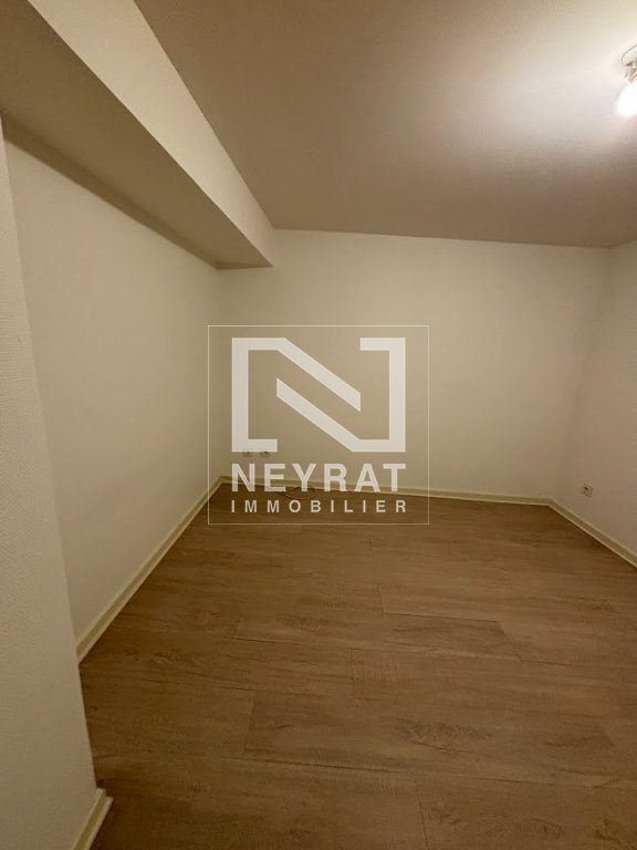 APPARTEMENT A LOUER - BEAUNE - 49 m2 - 600 &euro; charges comprises par mois
