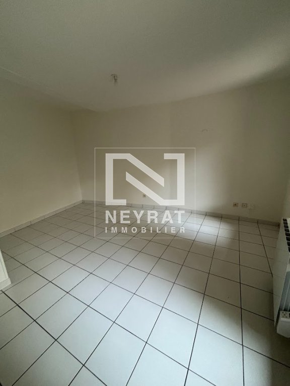 APPARTEMENT A LOUER - BEAUNE - 49 m2 - 600 &euro; charges comprises par mois