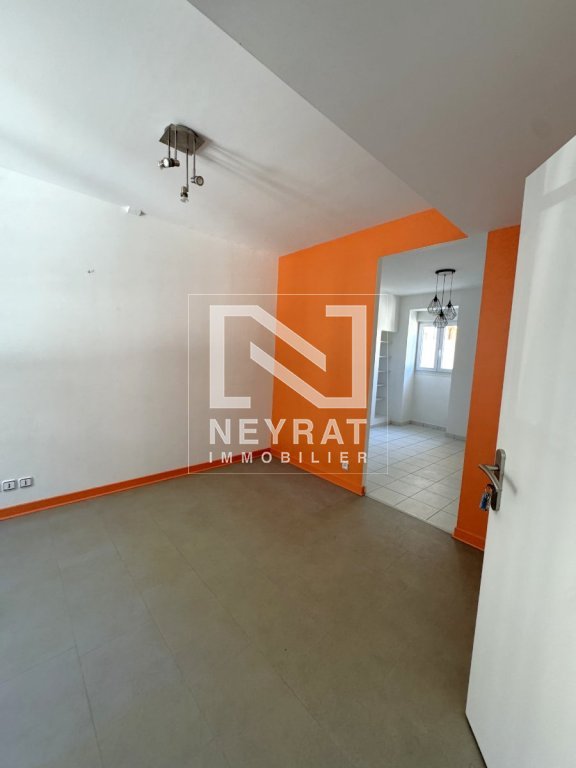 T2 BIS A LOUER - CHAGNY - 52.63 m2 - 420 &euro; charges comprises par mois