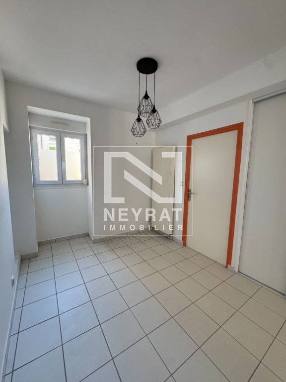 T2 BIS A LOUER - CHAGNY - 52.63 m2 - 420 &euro; charges comprises par mois