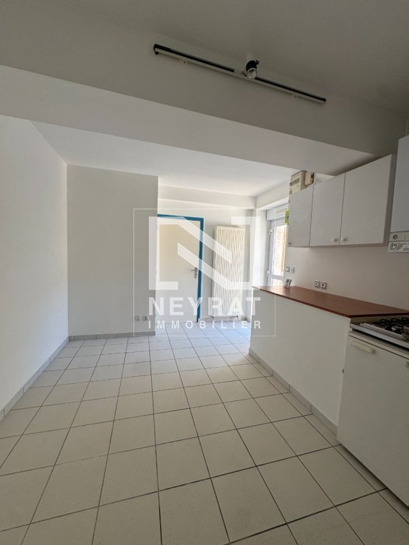 T2 BIS A LOUER - CHAGNY - 52.63 m2 - 420 &euro; charges comprises par mois