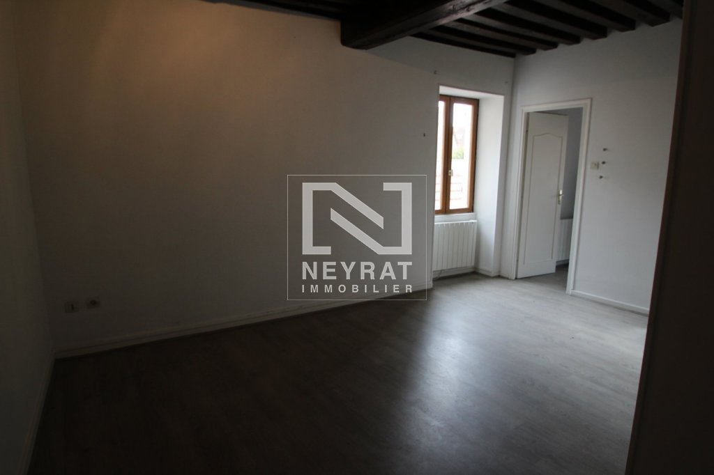 APPARTEMENT T2 - CHAGNY - 41.76 m2 - LOU&Eacute;