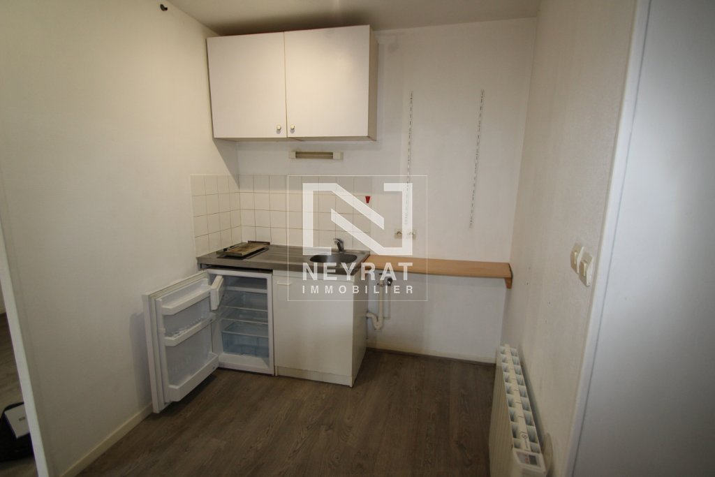 APPARTEMENT T2 - CHAGNY - 41.76 m2 - LOU&Eacute;