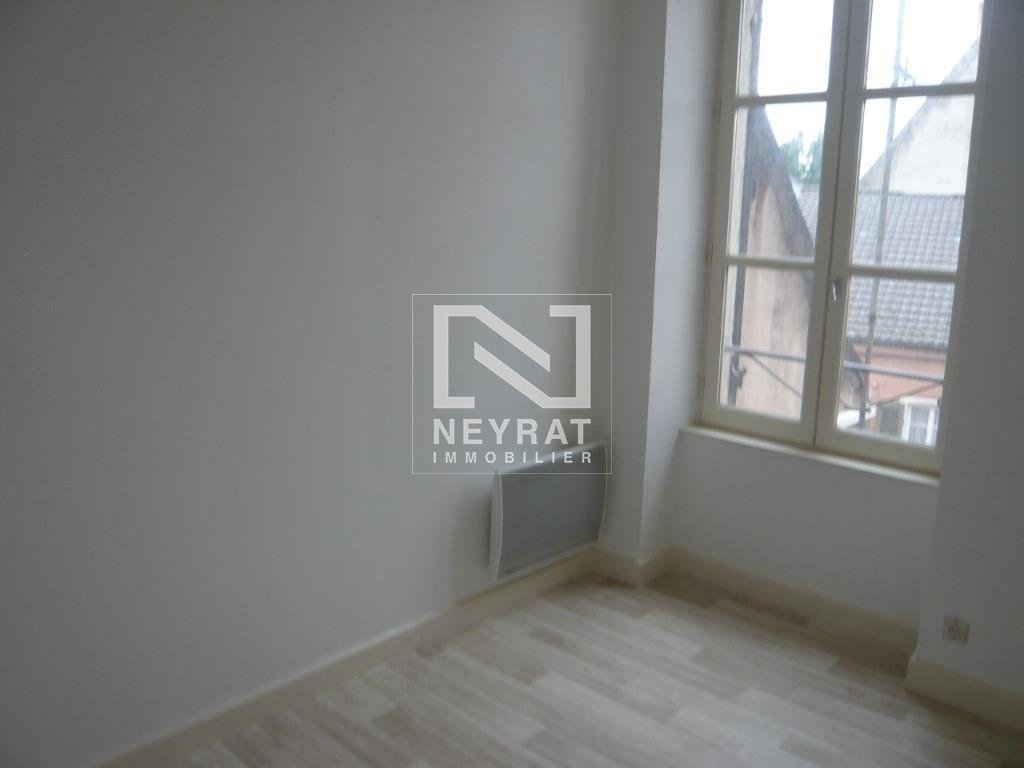 APPARTEMENT T2 BIS A LOUER - CHAGNY - 62.07 m2 - 560�&euro; charges comprises par mois