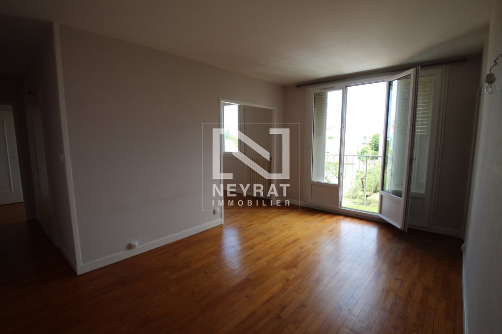 APPARTEMENT T2 A LOUER - CHALON SUR SAONE QUARTIER BELLEVUE - 49 m2 - 435€ charges comprises par mois