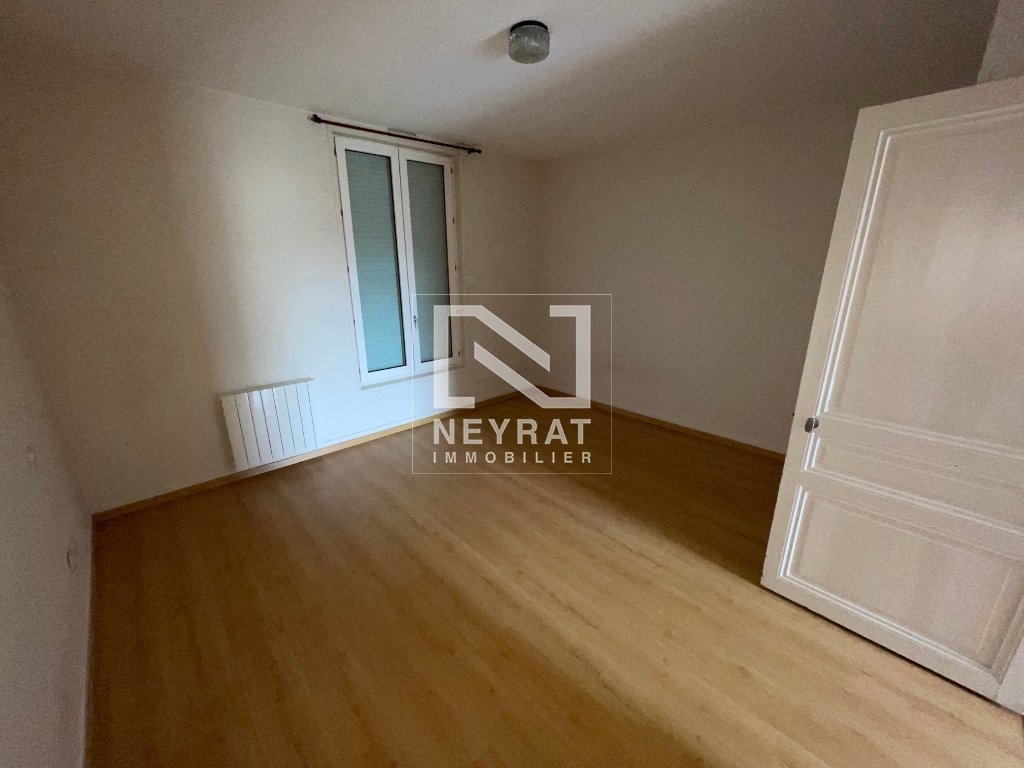 APPARTEMENT T2 - CHALON SUR SAONE - 30 m2 - LOU&Eacute;