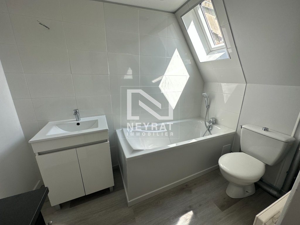 APPARTEMENT T2 - CHALON SUR SAONE - 39.59 m2 - LOU&Eacute;