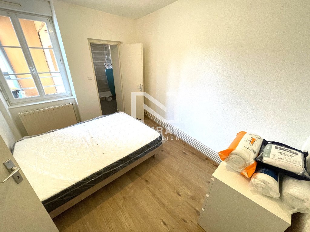 Meubl A LOUER - CHALON SUR SAONE - 38.67 m2 - 580€ charges comprises par mois