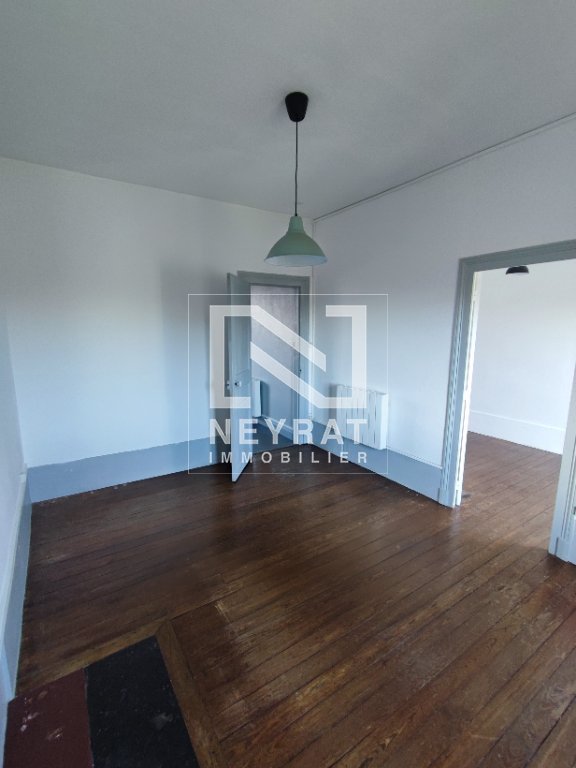 APPARTEMENT T2 - CHALON SUR SAONE - 37.6 m2 - LOU&Eacute;