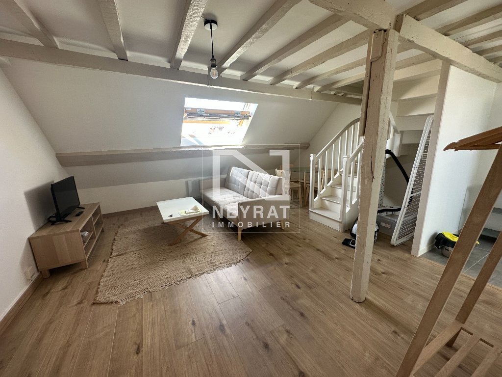APPARTEMENT T2 A LOUER - CHALON SUR SAONE - 32.68 m2 - 600�&euro; charges comprises par mois
