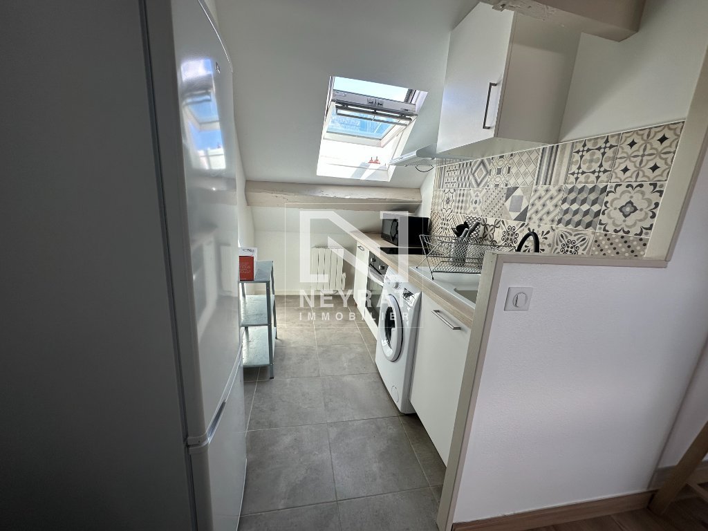 APPARTEMENT T2 A LOUER - CHALON SUR SAONE - 32.68 m2 - 600�&euro; charges comprises par mois