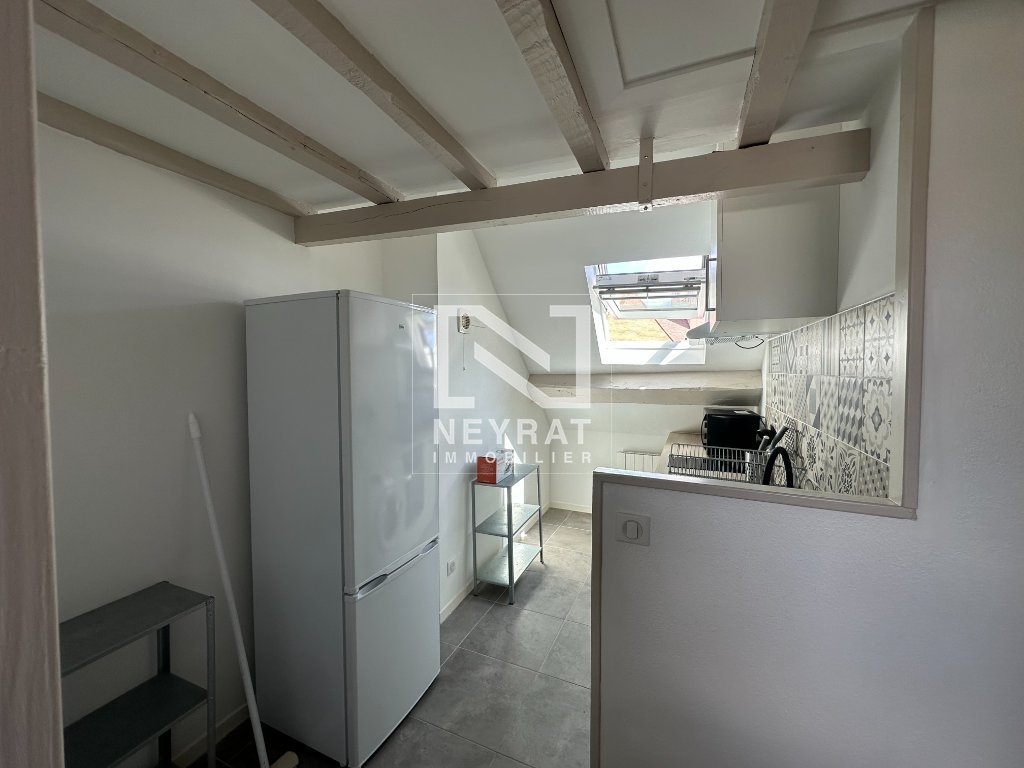 APPARTEMENT T2 A LOUER - CHALON SUR SAONE - 32.68 m2 - 600�&euro; charges comprises par mois