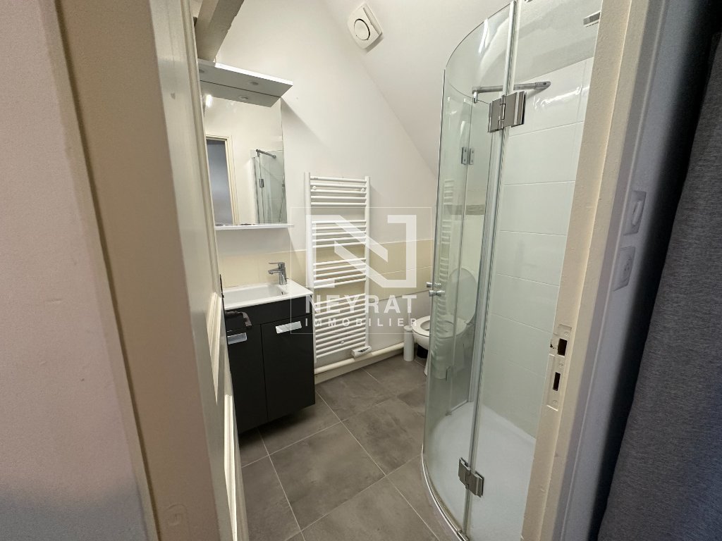 APPARTEMENT T2 A LOUER - CHALON SUR SAONE - 32.68 m2 - 600�&euro; charges comprises par mois