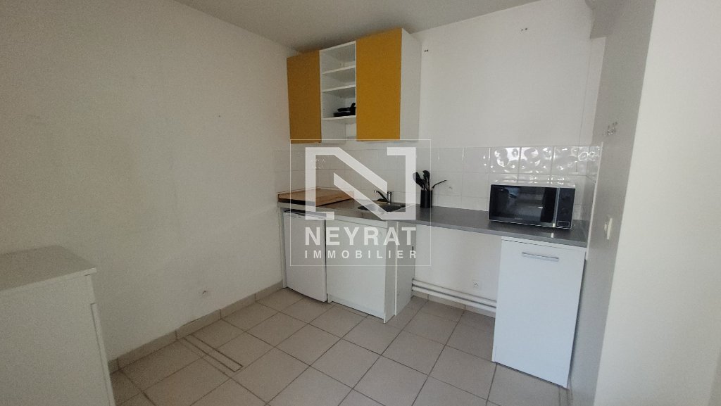 APPARTEMENT T2 A LOUER - CHALON SUR SAONE - 48.18 m2 - 585�&euro; charges comprises par mois